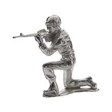 Load image into Gallery viewer, 1.2 Oz Kneeling Riflemen Silver Army Men Metalstacks