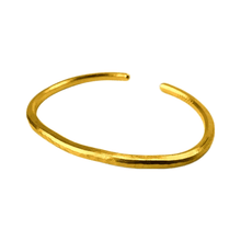 Load image into Gallery viewer, Hammered Gold Bullion 1 oz Bracelet Metalstacks