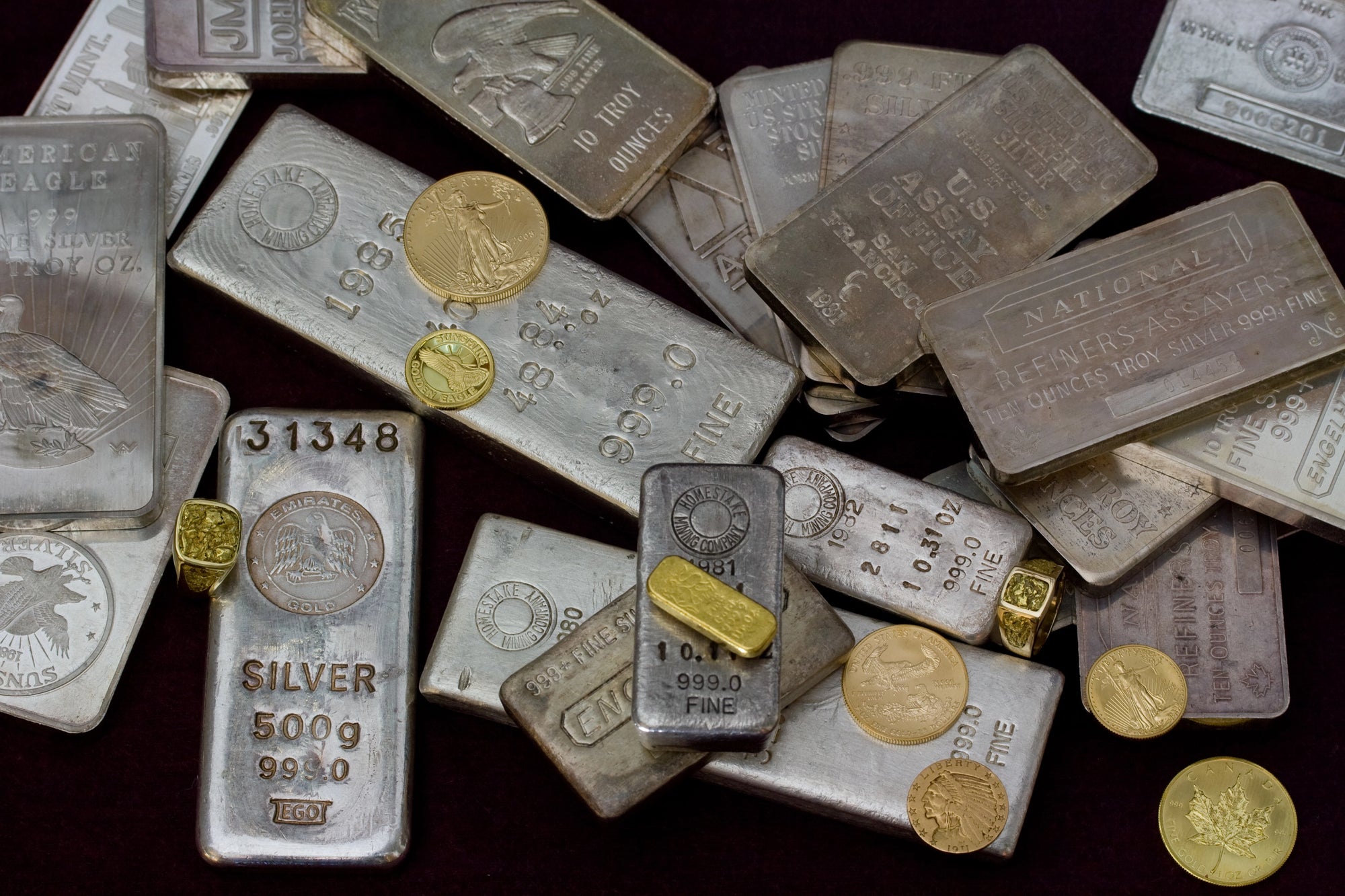 Gold-Silver-Built-for-Uncertain-Times Metalstacks