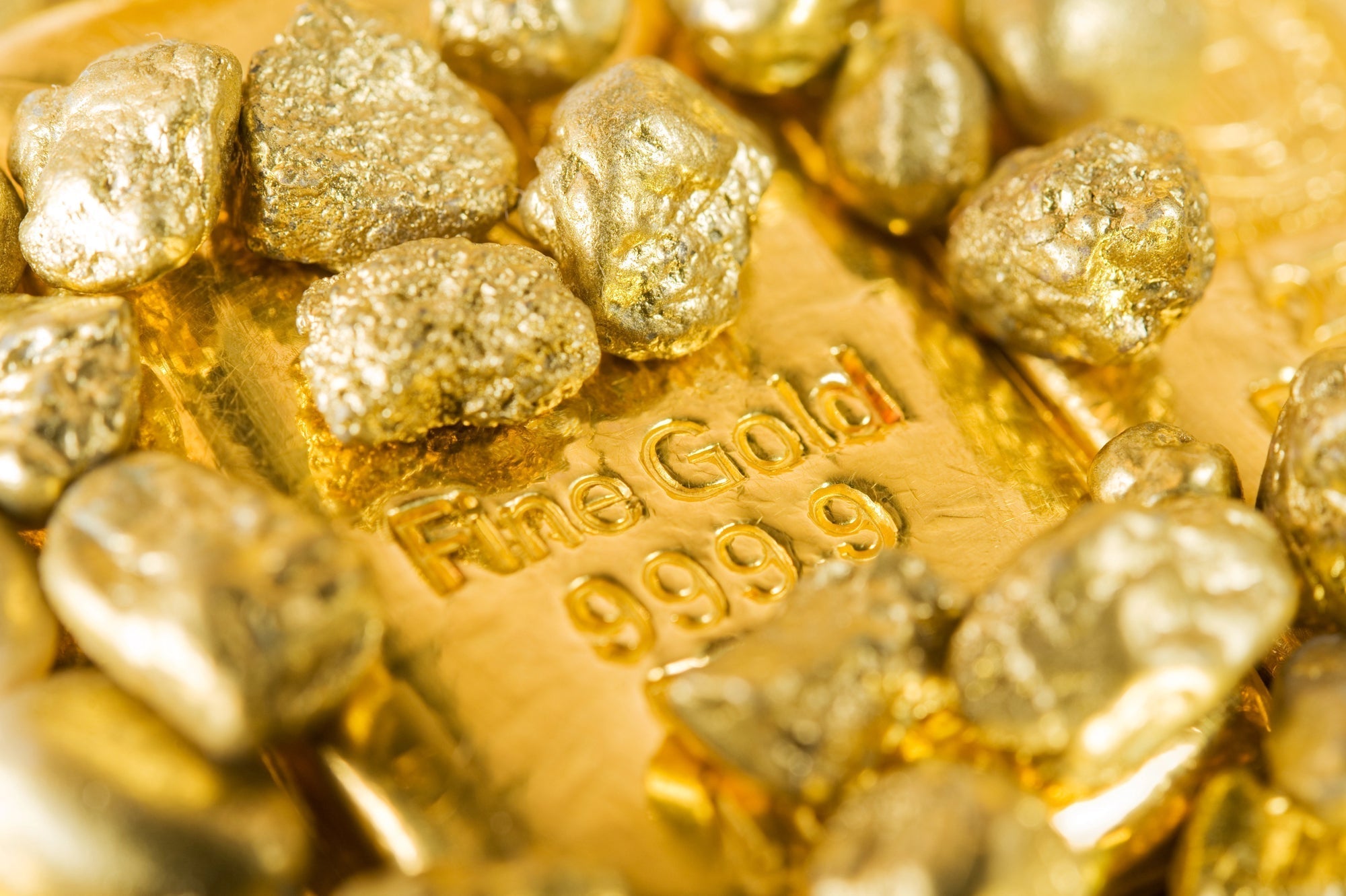 Heraeus-Prolonged-USD-Weakness-Could-Supercharge-Gold-Central-Banks-Turning-to-Silver Metalstacks
