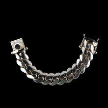 Load image into Gallery viewer, MetalStacks .9999 Handmade Cuban Link Bracelet - 367 Grams - .9999 Pure Silver
