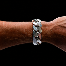 Load image into Gallery viewer, MetalStacks .9999 Handmade Cuban Link Bracelet - 367 Grams - .9999 Pure Silver
